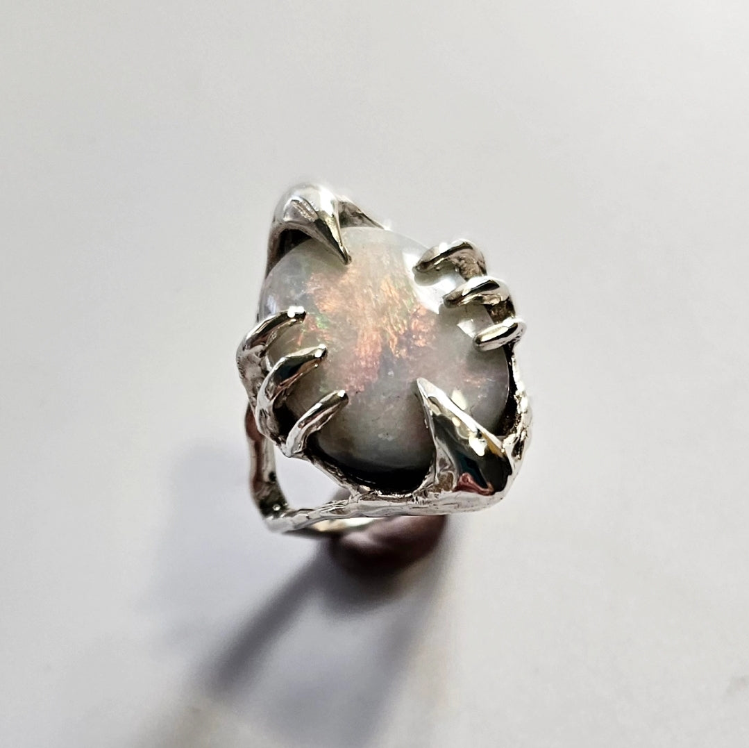 Moonlit Claw Ring (5)